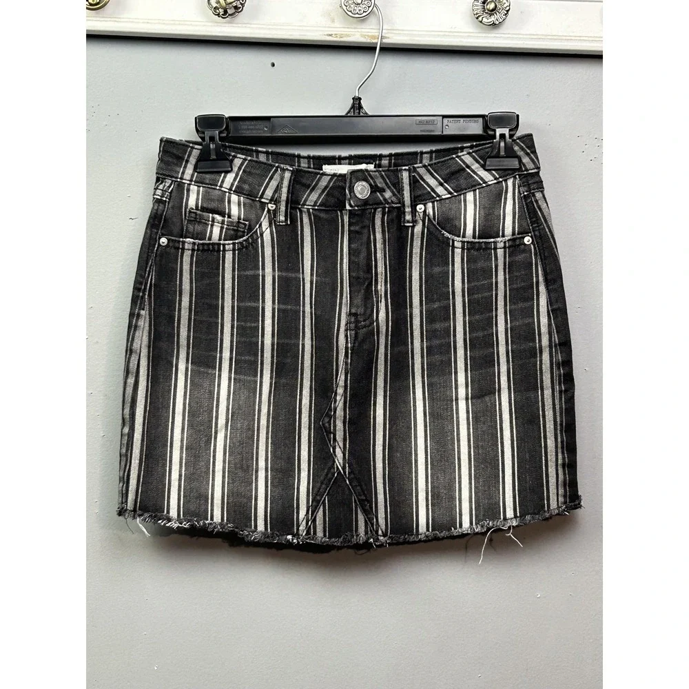 Sky and Sparrow Denim Skirt Womens 3 Black White Striped Raw Hem Mini Skirt Edgy